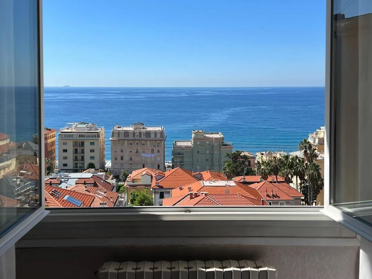 Grande Appartamento Vista Mare Varazze